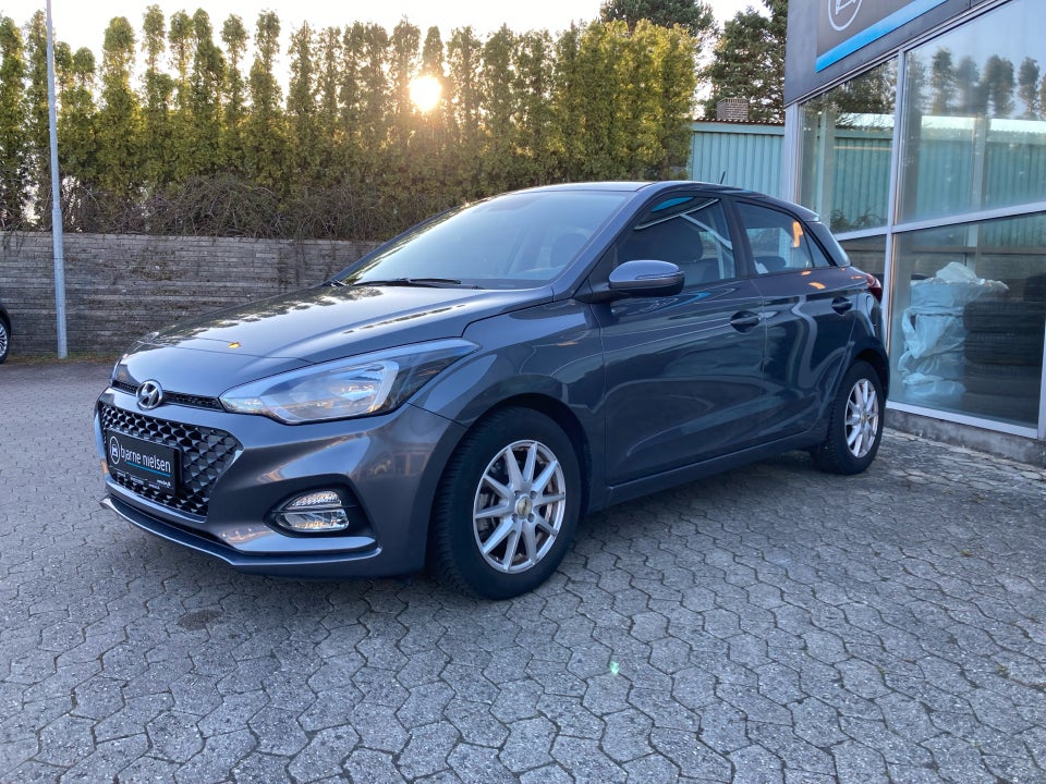 Hyundai i20 1,0 T-GDi Trend DCT 5d