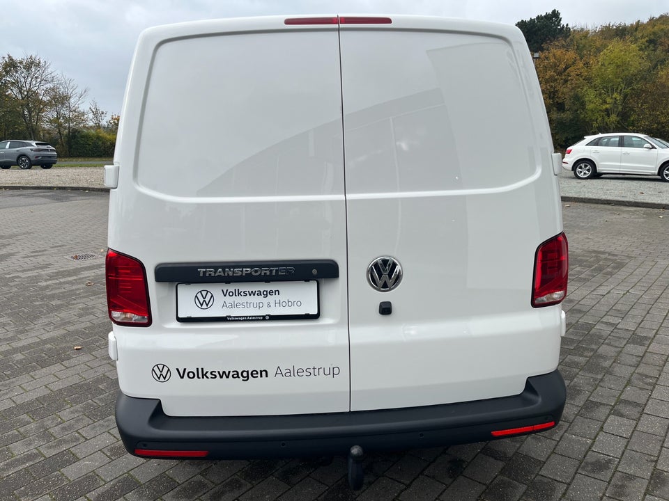 VW Transporter 2,0 TDi 150 Kassevogn DSG lang