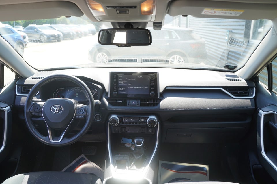 Toyota RAV4 2,0 T3 Smart e-CVT 5d