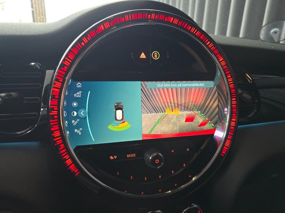 MINI Cooper SE Experience 3d