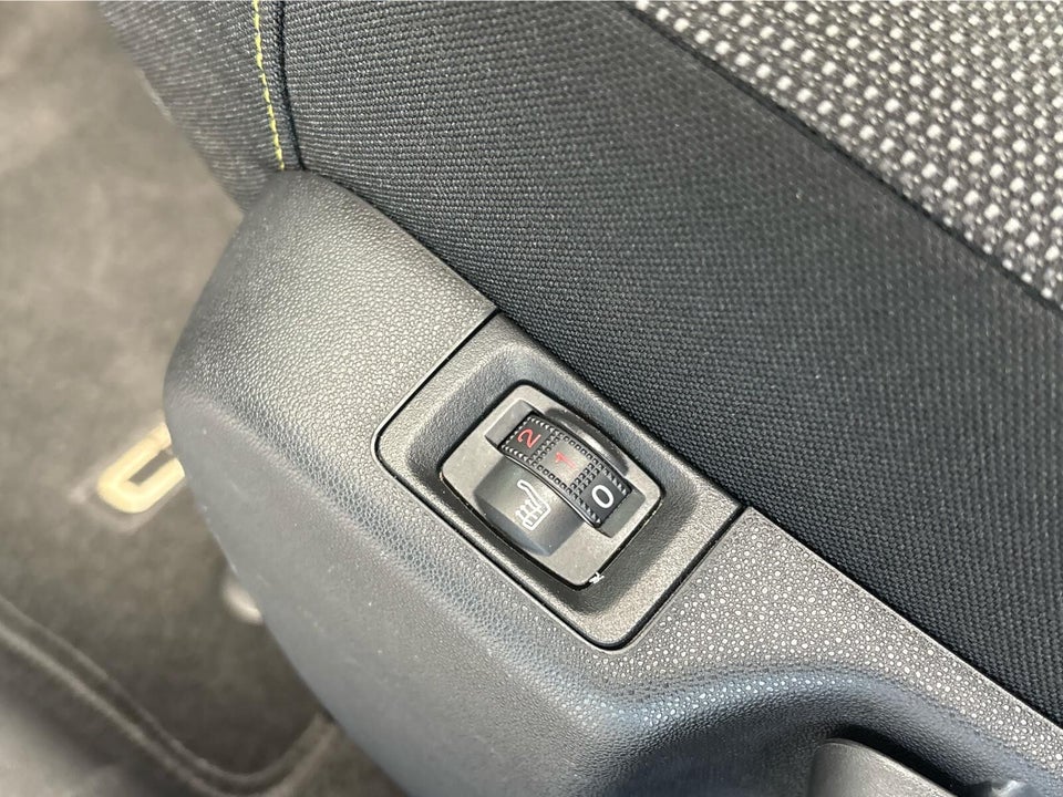 Citroën C3 1,2 PureTech 83 Shine 5d