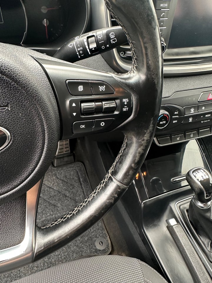 Kia Sorento 2,2 CRDi Advance 4WD 5d