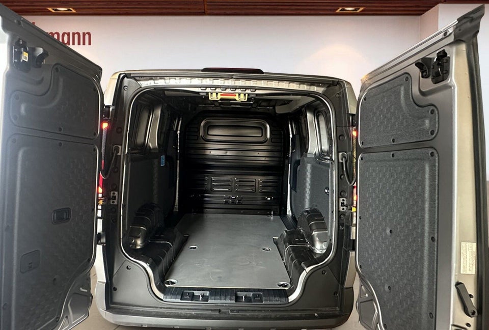 Kia PV5 71 Long Range Work Pro