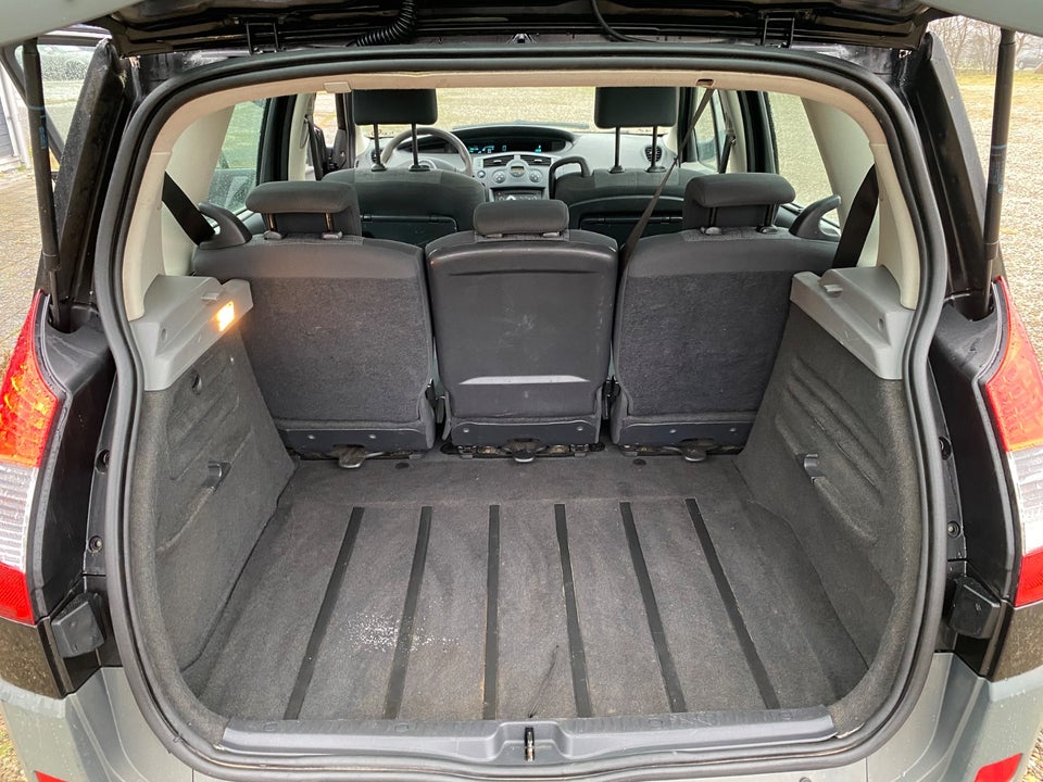 Renault Scenic II 1,6 Authentique 5d