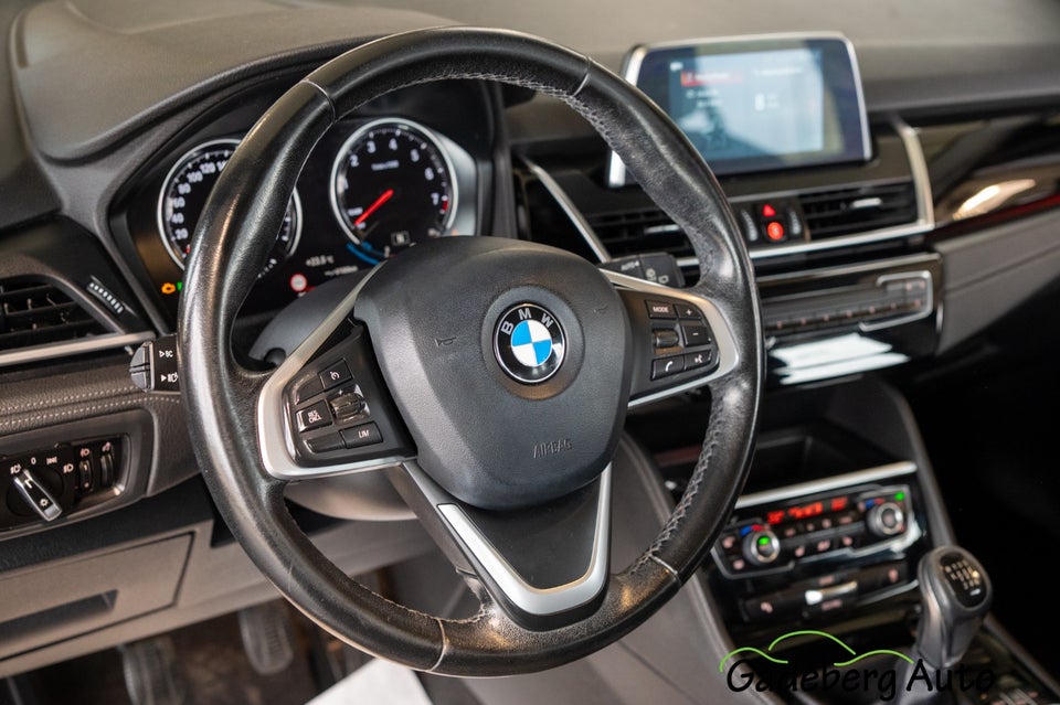 BMW 216i 1,5 Gran Tourer Sport Line 7prs 5d
