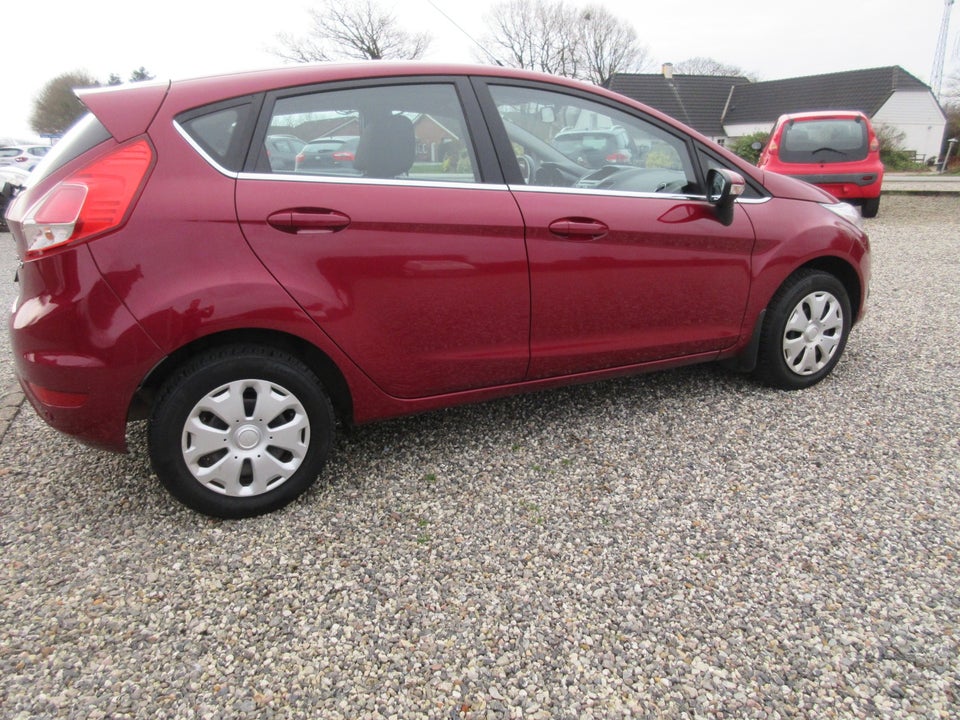 Ford Fiesta 1,0 SCTi 100 Titanium 5d