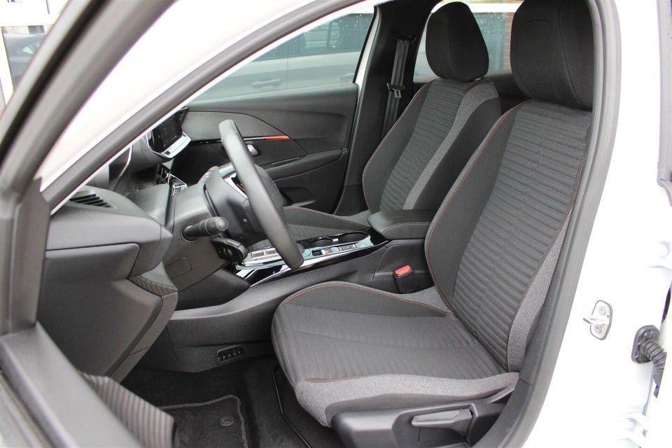 Peugeot e-208 50 Active Pack 5d