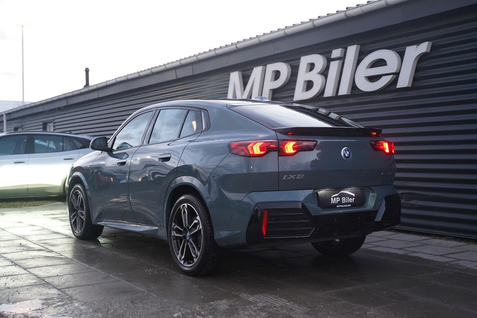 BMW iX2 eDrive20 M-Sport 5d