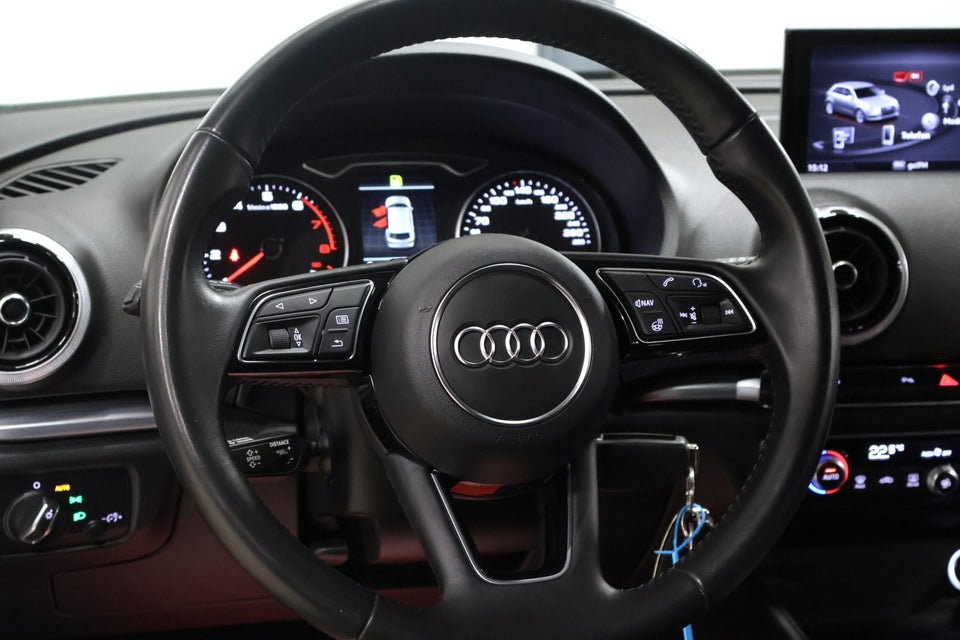 Audi A3 40 TFSi S-line Sportback quattro S-tr. 5d