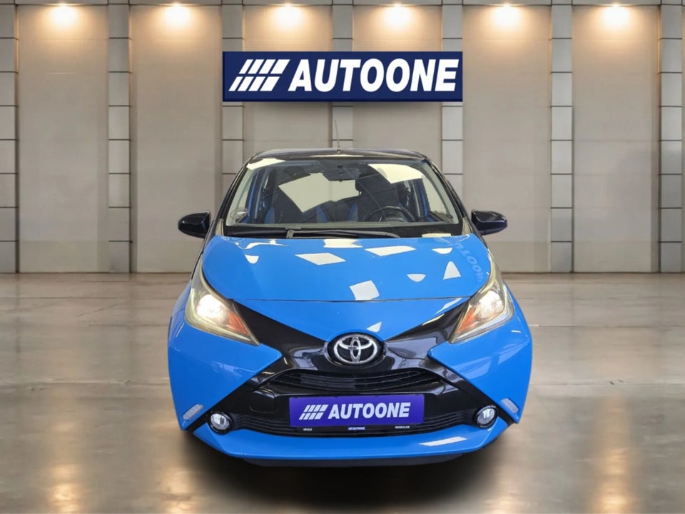 Toyota Aygo 1,0 VVT-i x-play 5d