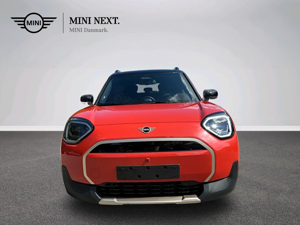 MINI Aceman E Favoured Trim L 5d