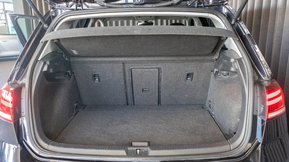 VW Golf VII 1,5 TSi 130 Comfortline DSG 5d