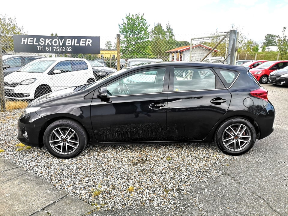 Toyota Auris 1,6 T2+ 5d