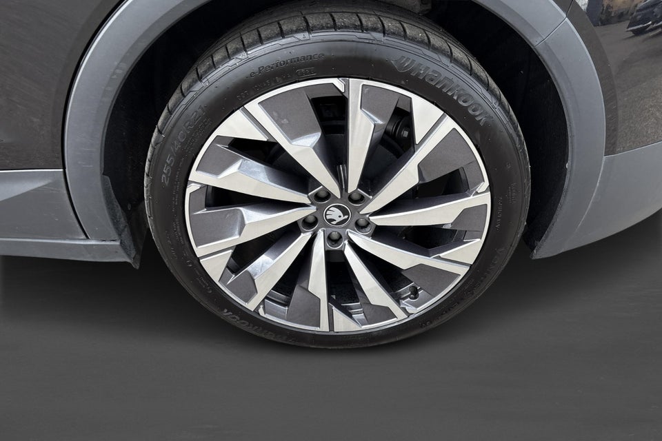 Skoda Elroq 85 iV Lodge Advanced 5d