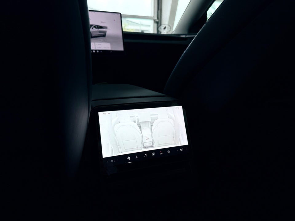 Tesla Model 3 Long Range AWD 4d