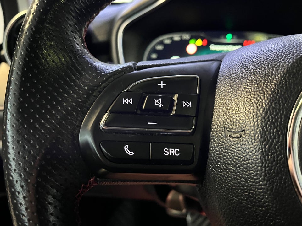 MG EHS 1,5 PHEV Luxury 5d