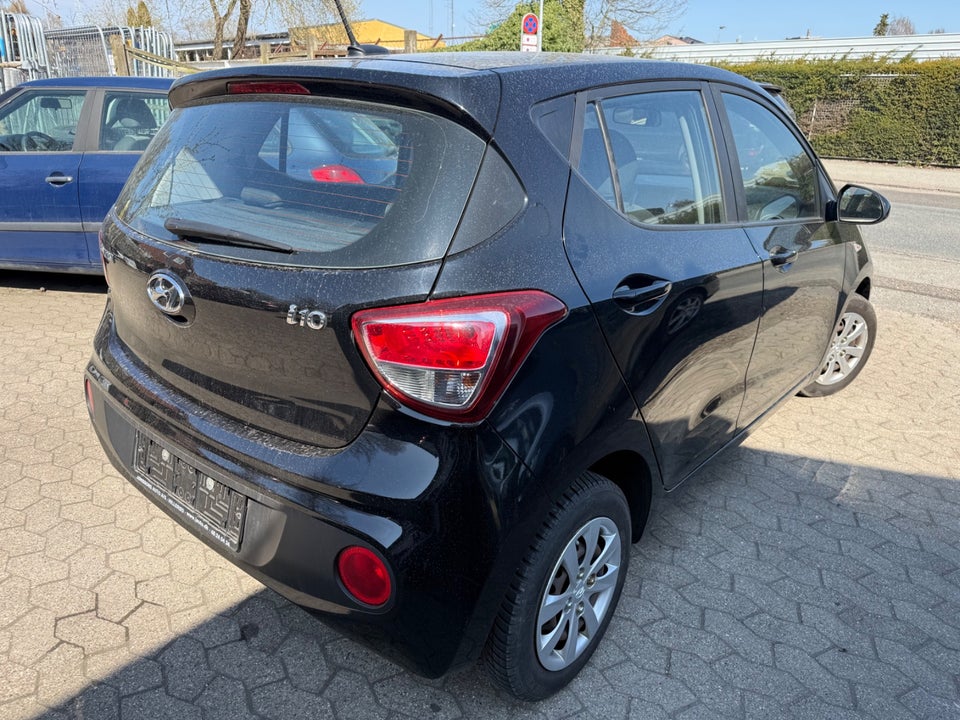 Hyundai i10 1,0 Touch 5d