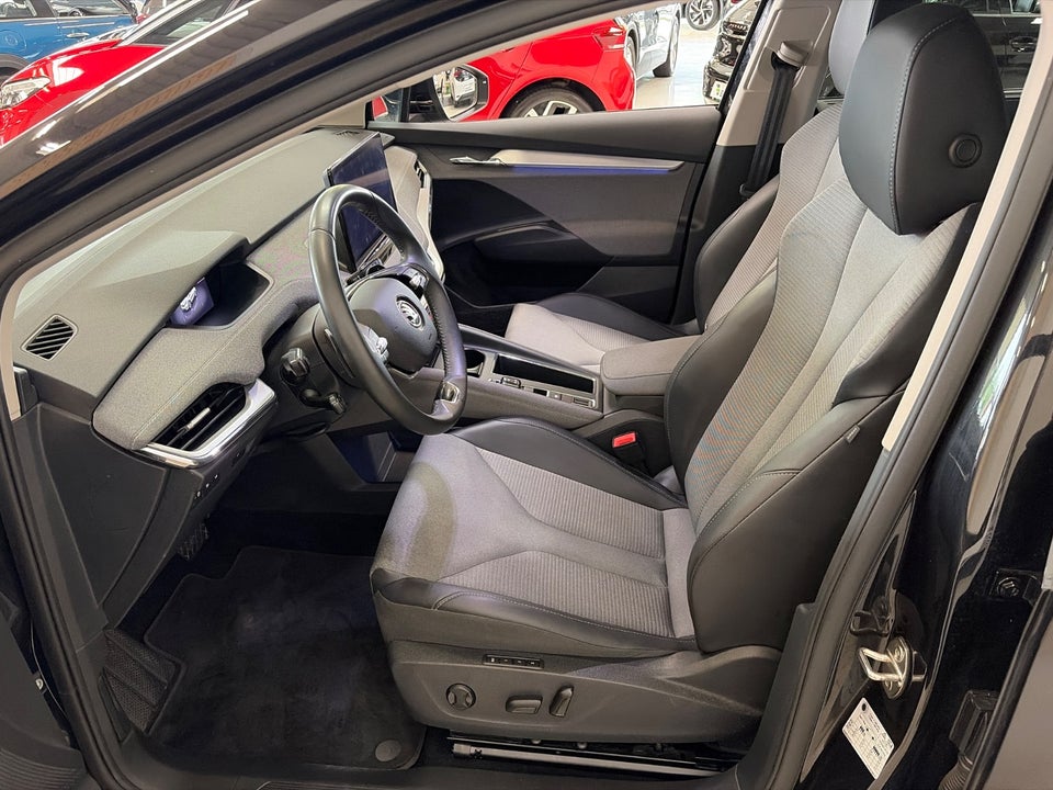 Skoda Enyaq 80 iV Loft 5d
