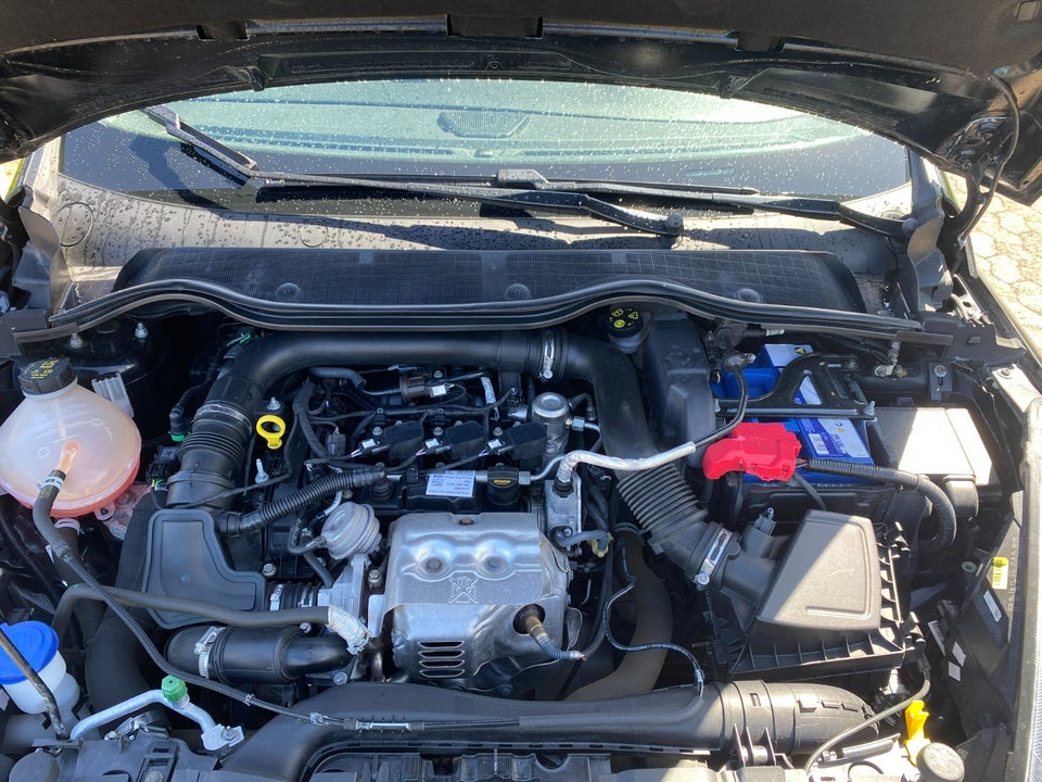 Ford Fiesta 1,0 EcoBoost Titanium 5d