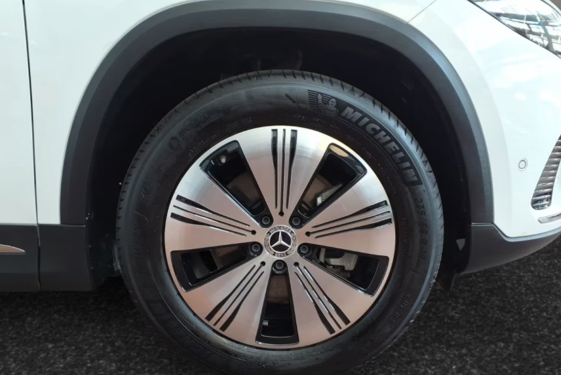 Mercedes EQA250+ Progressive Advance 5d