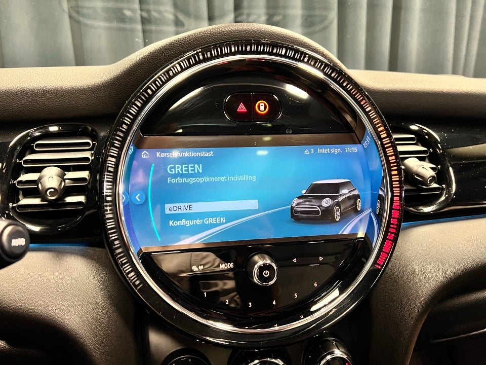 MINI Cooper SE Classic Trim 3d