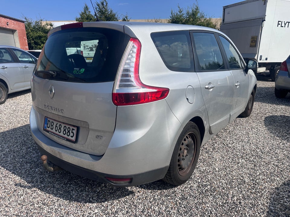 Renault Grand Scenic III 1,6 dCi 130 Dynamique 7prs 5d