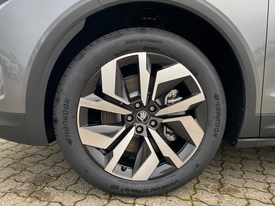 Skoda Elroq 85 iV Sportline 5d
