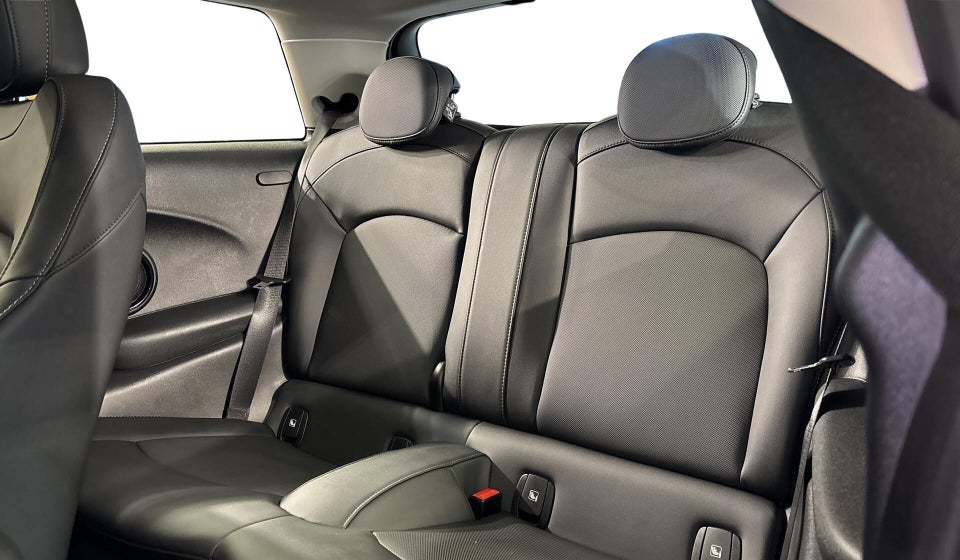 MINI Cooper SE Camden Edition 3d