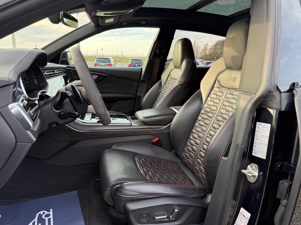 Audi RS Q8 4,0 TFSi quattro Tiptr. 5d