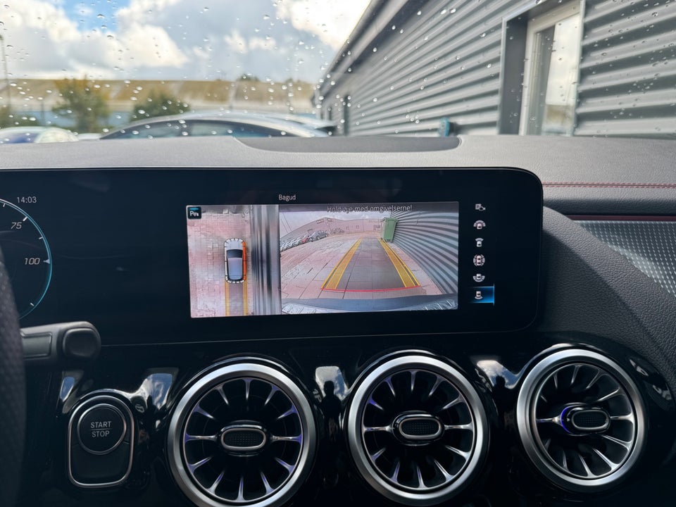 Mercedes EQA300 AMG Line 4Matic 5d