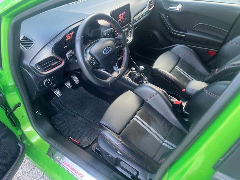 Ford Fiesta 1,5 EcoBoost ST-X 5d