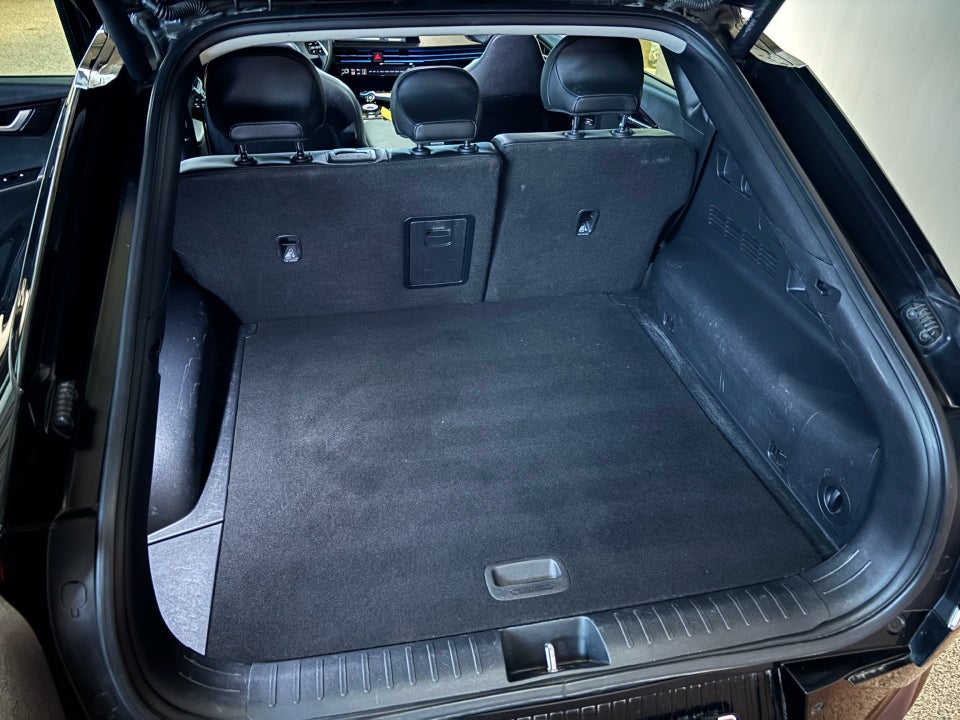 Kia EV6 77 Long Range Upgrade 5d