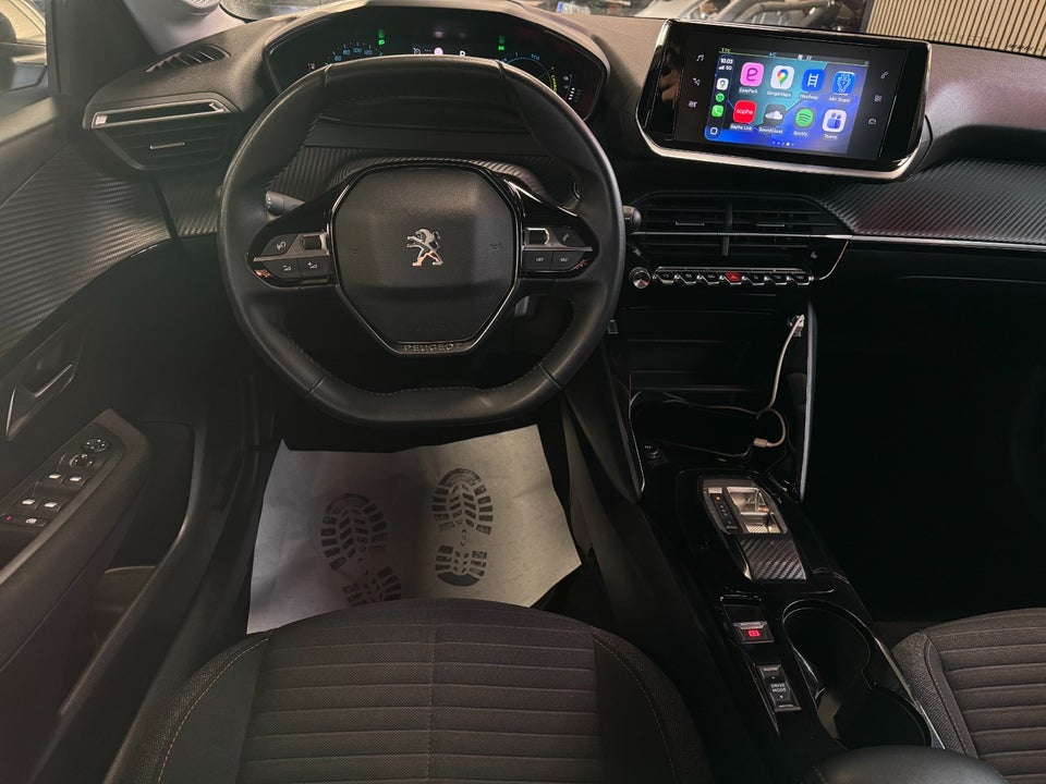 Peugeot e-208 50 Active 5d