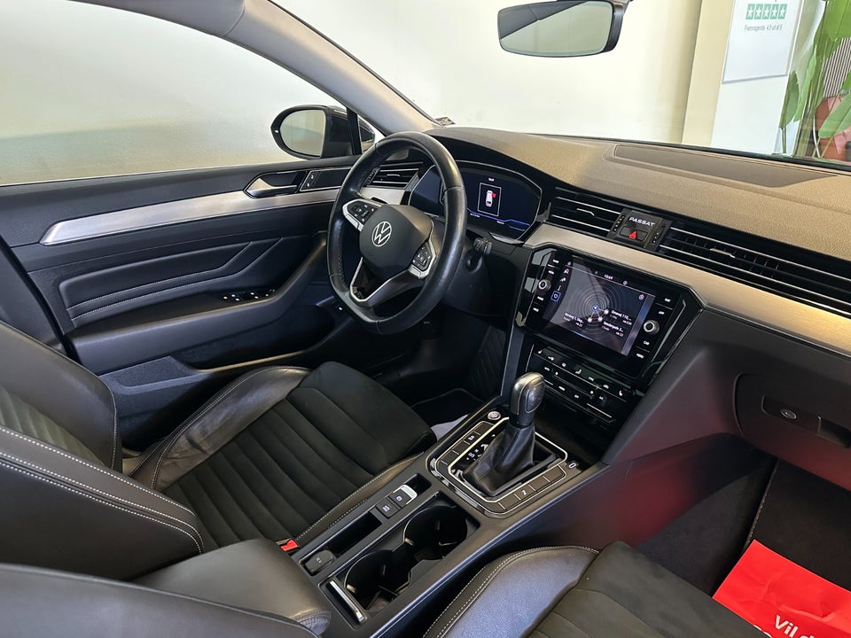 VW Passat 2,0 TDi 150 Elegance+ Variant DSG 5d