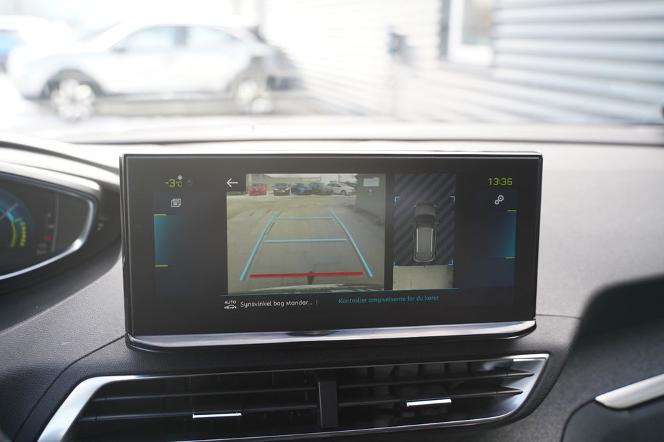 Peugeot 3008 1,6 Hybrid First Selection EAT8 5d