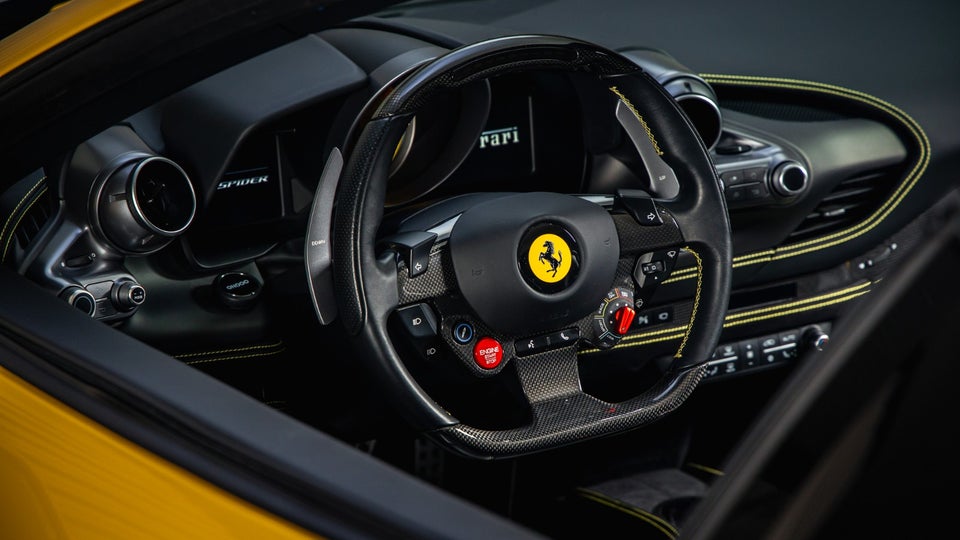 Ferrari F8 Spider 3,9 DCT 2d