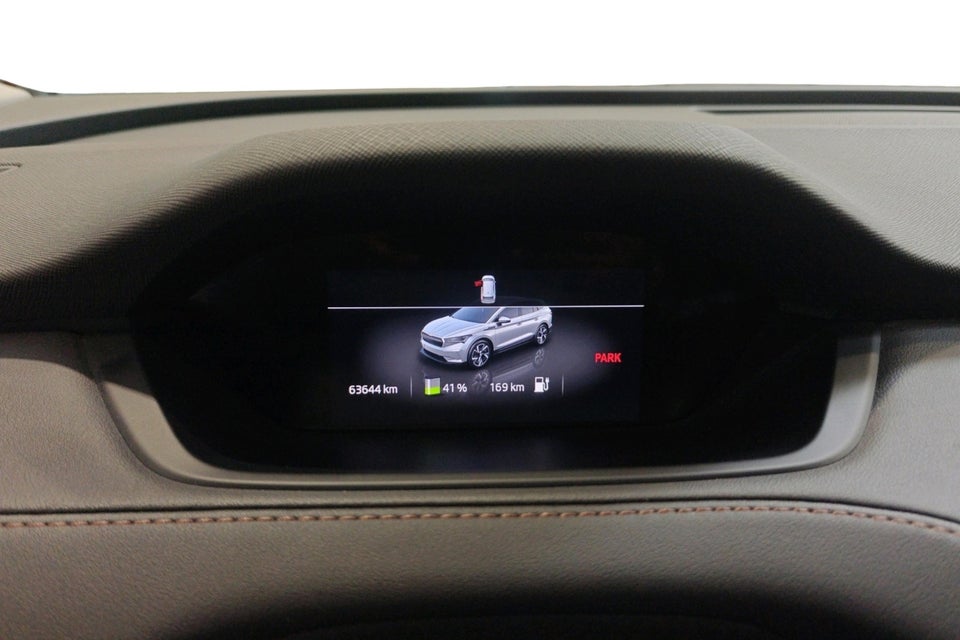 Skoda Enyaq 80 iV Suite 5d