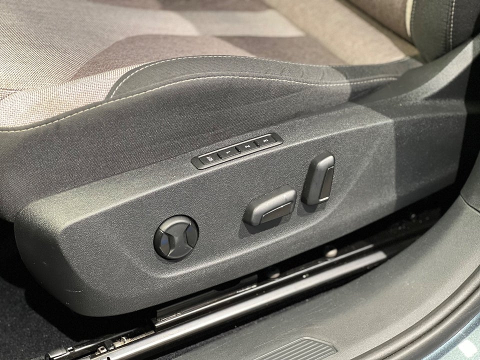 Skoda Enyaq 60 iV Lodge 5d