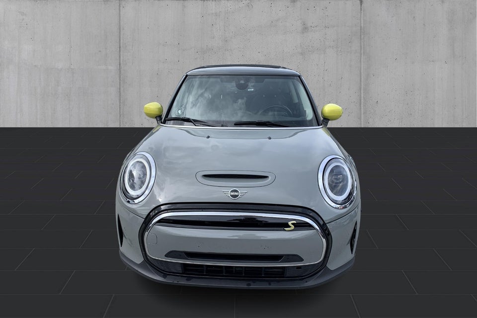 MINI Cooper SE Classic 3d