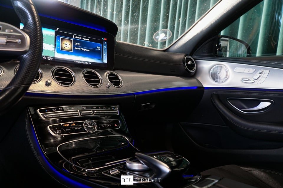 Mercedes E300 de 2,0 AMG Line stc. aut. 5d