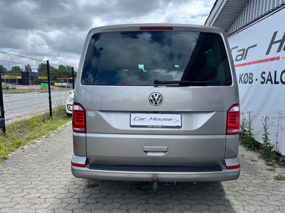 VW Multivan 2,0 TDi 150 Comfortline DSG kort