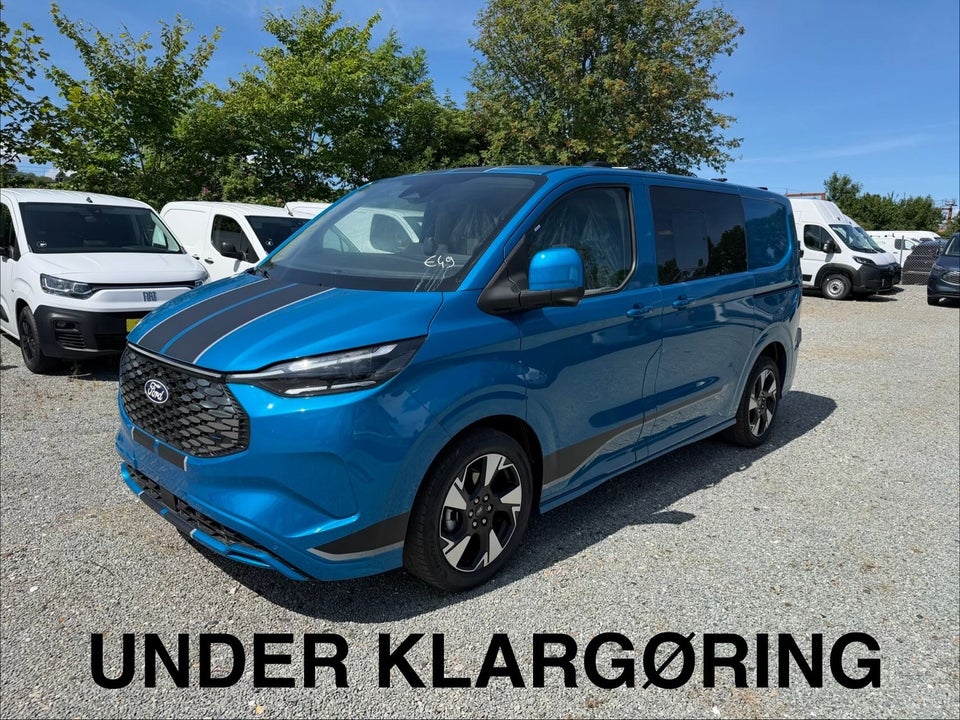 Ford E-Transit Custom 320 L1 71 Sport
