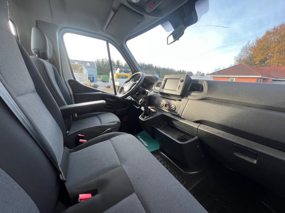 Renault Master IV T35 2,3 dCi 150 L3 Chassis