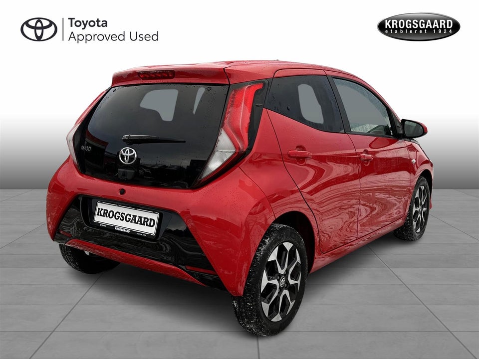 Toyota Aygo 1,0 VVT-i x-press 5d