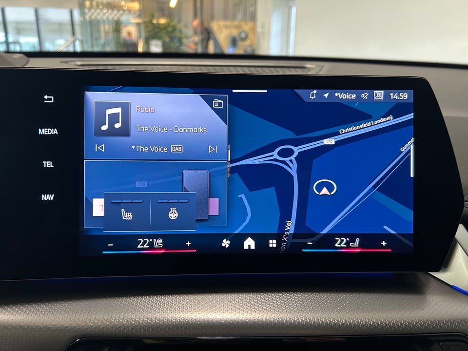 BMW iX1 xDrive30 Fully Charged 5d