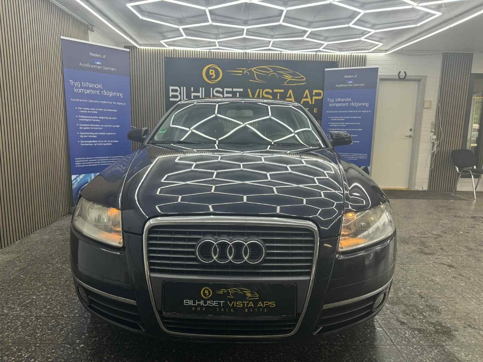 Audi A6 2,4 V6 Multitr. 4d