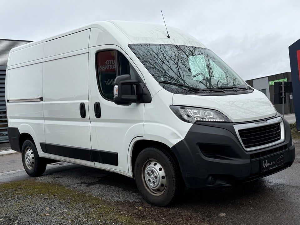 Peugeot Boxer 335 2,0 BlueHDi 163 L2H2 Premium