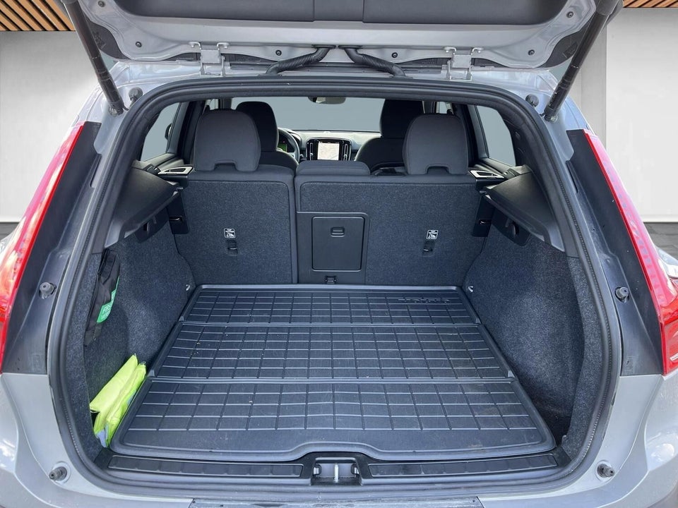 Volvo EX40 Extended Range Core 5d