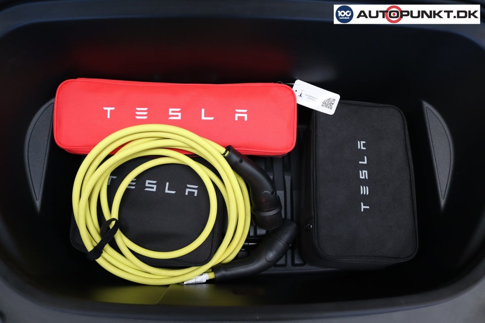 Tesla Model Y Long Range AWD 5d