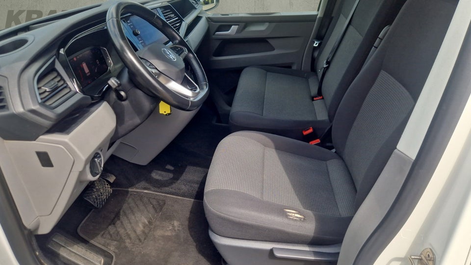 VW Transporter 2,0 TDi 150 Kassevogn DSG lang